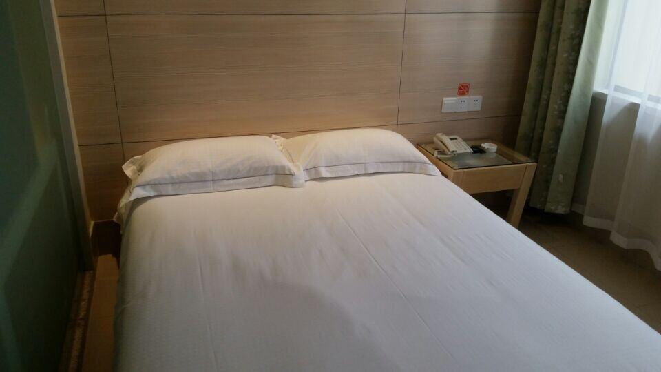 Luck 7 Inn Yichang Cbd Exterior foto