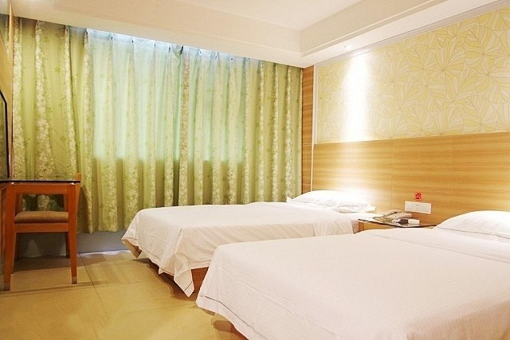 Luck 7 Inn Yichang Cbd Exterior foto